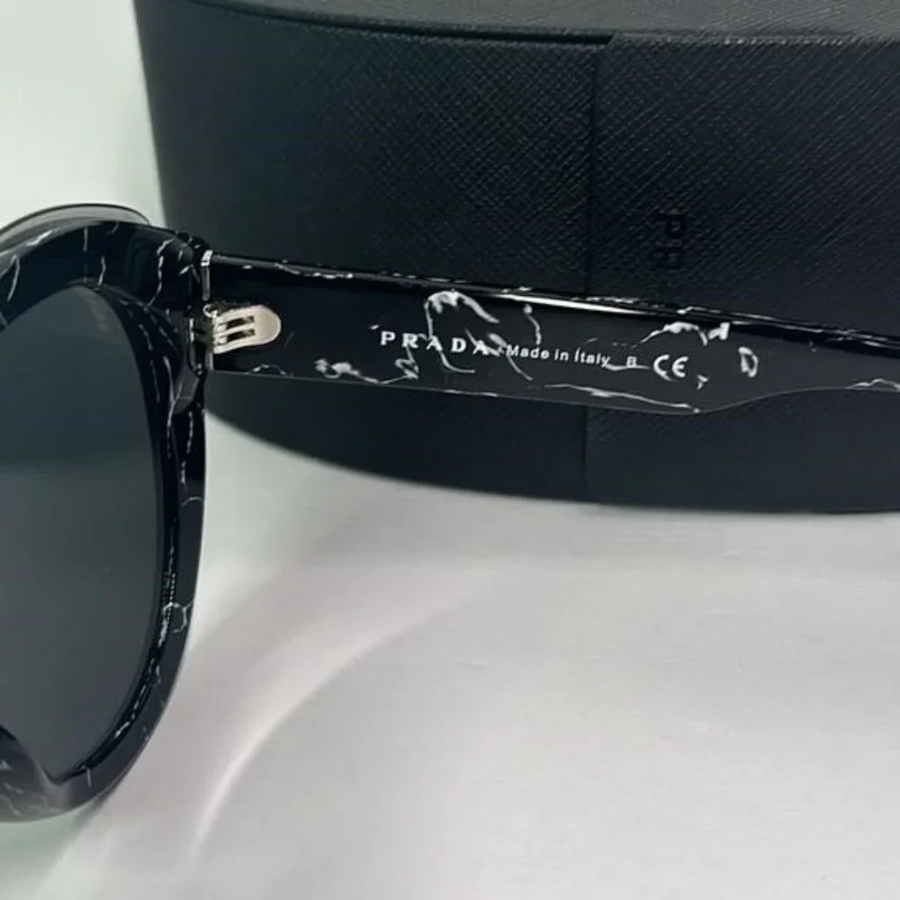 New Authentic- PRADA Dark Grey Cat Eye Ladies Sunglasses PR 01YS 09V5S0 54